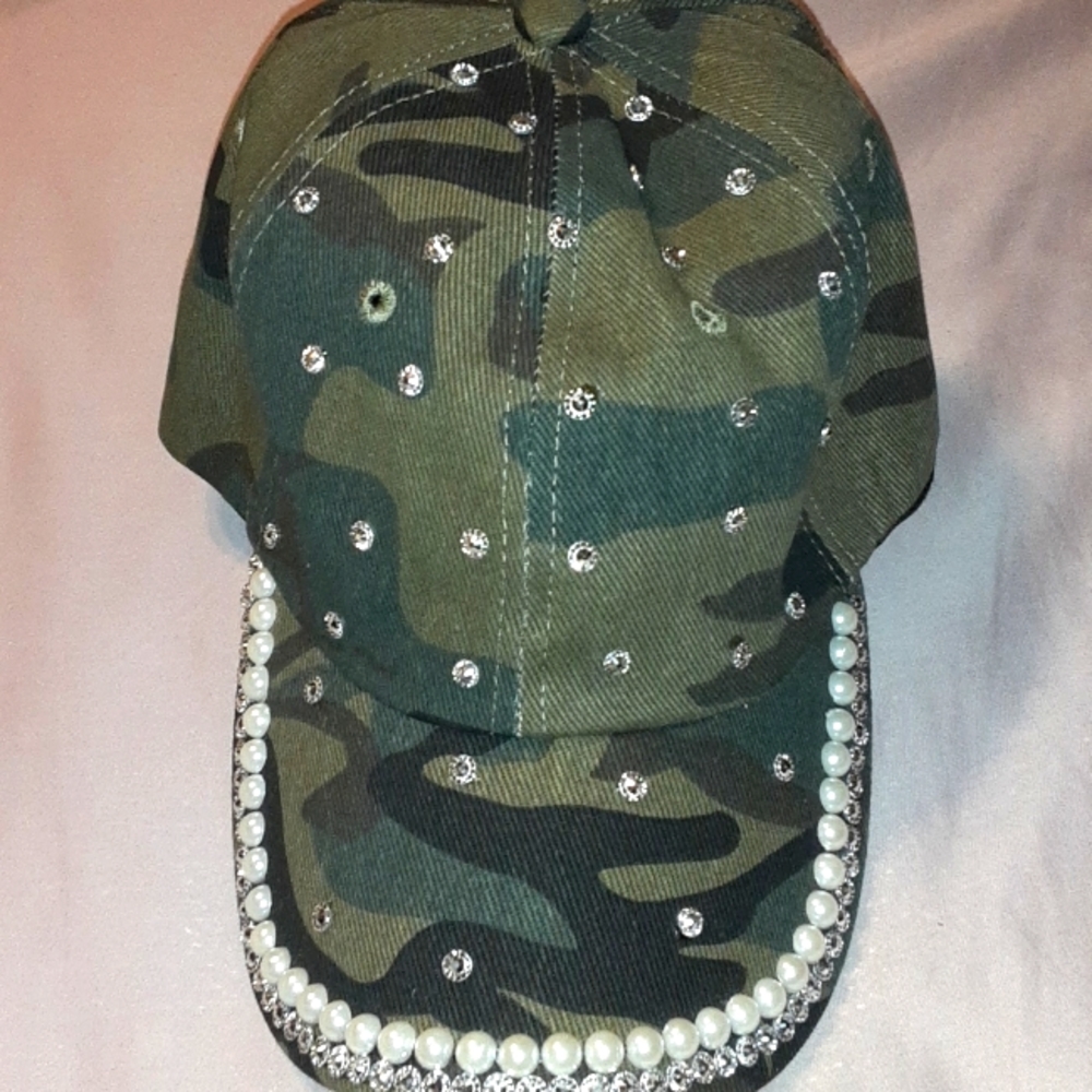 Camouflage cap with pearls and rhinestones adjustable